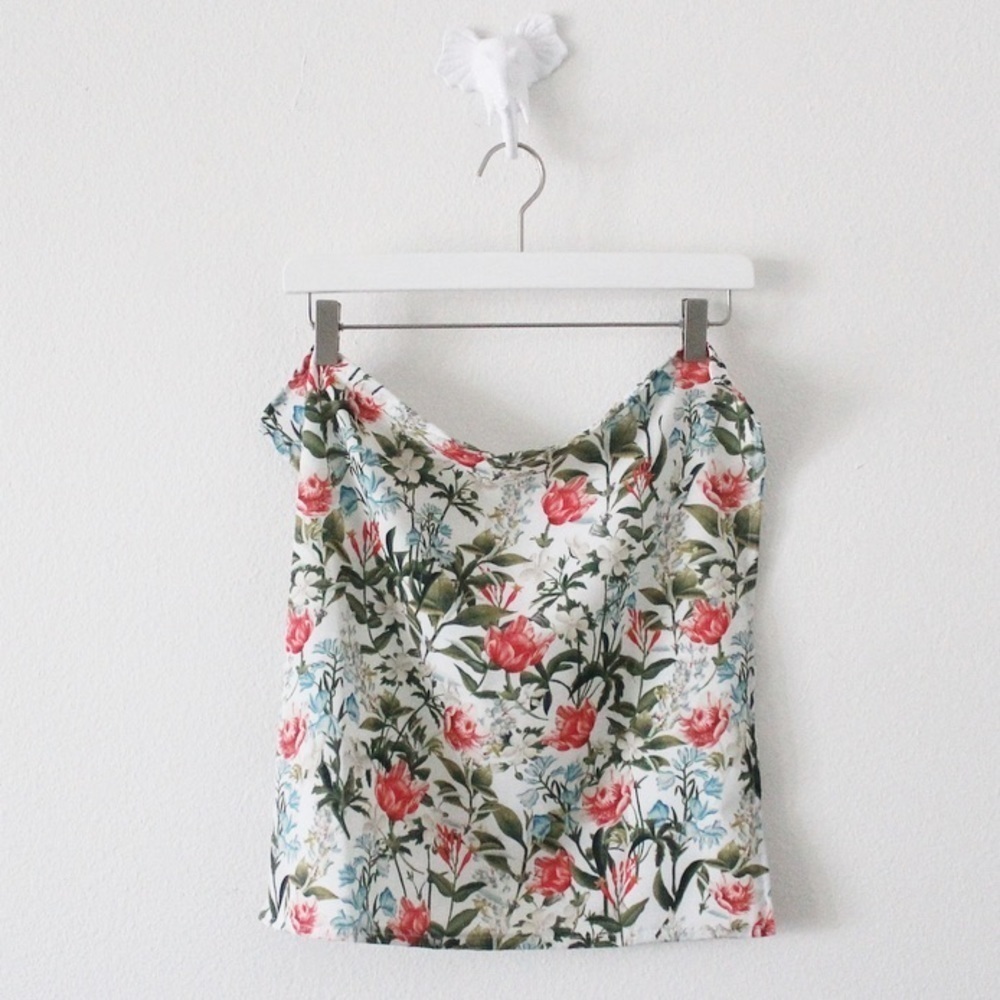 NWT Handmade Floral 18” x 18” Scarf
